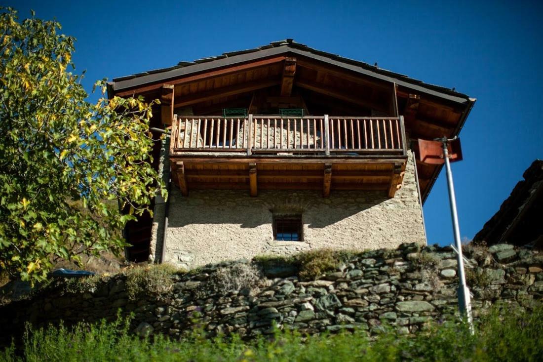 Апартаменты Casa Panoramica Аоста Экстерьер фото